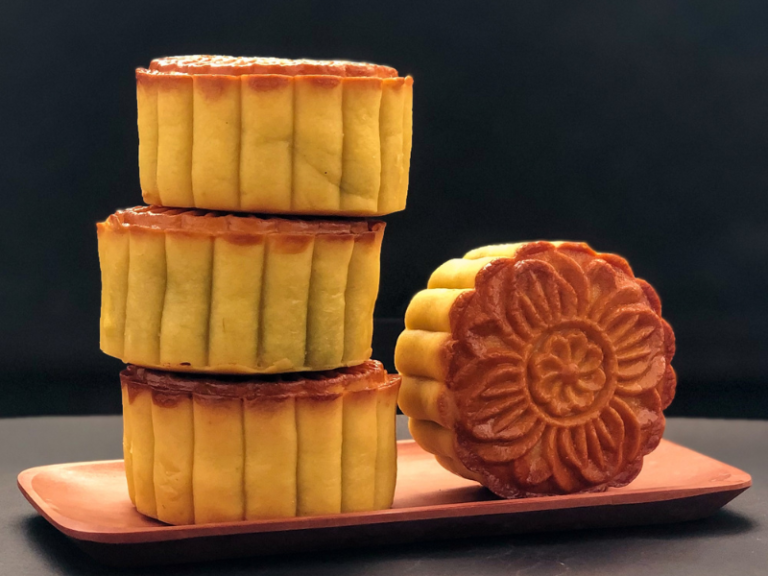 mooncake and mid autumn festival myths